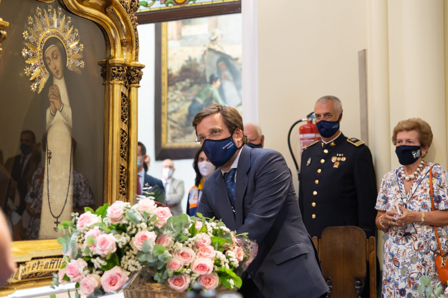 La festividad de la Virgen de La Paloma, patrona popular de Madrid, reúne a  todas las fuerzas políticas, religiosas y asociativas - Vaguada.es